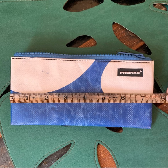 Freitag F06 Serena Zippered Pouch - Picture 7 of 8